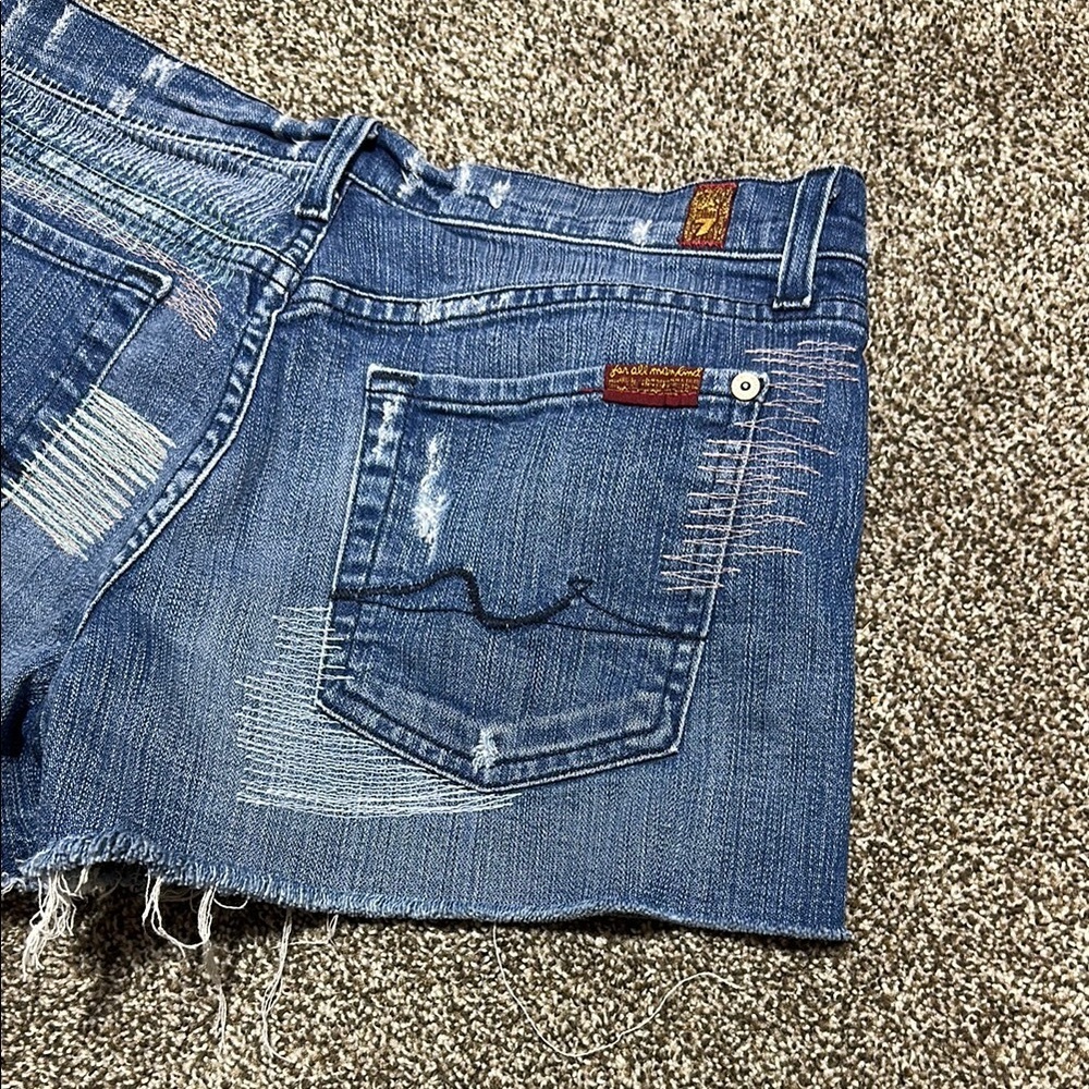 7 for all mankind Denim Distressed Women's Shorts size 27 - Picture 14 of 14